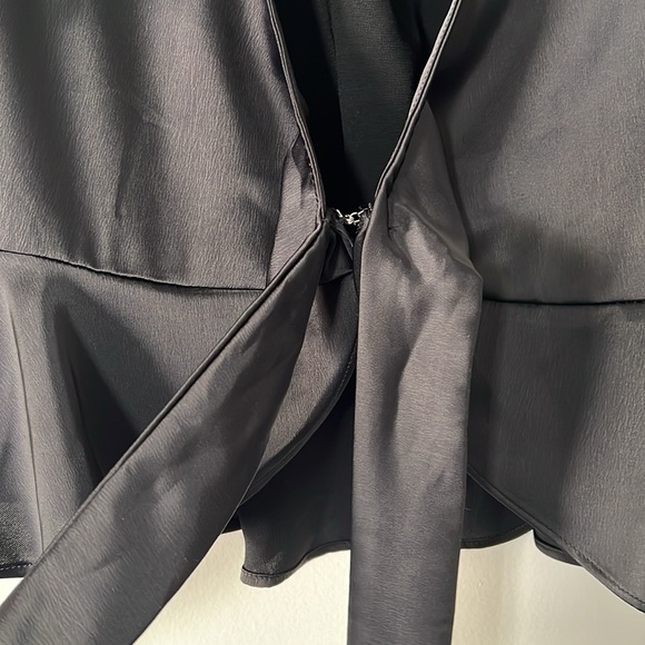 Wild Fable black satin wrap tie cover up size M - Picture 6 of 11